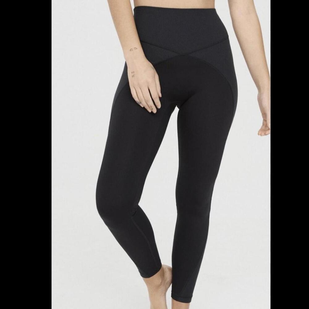 Black aerie high-waisted leggings size xs. originally $59.95
